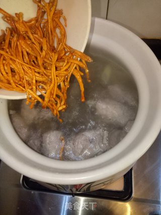虫草花炖排骨的做法步骤：4