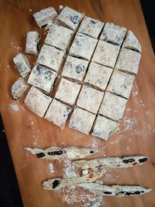 桑葚麦香雪花酥的做法步骤：11