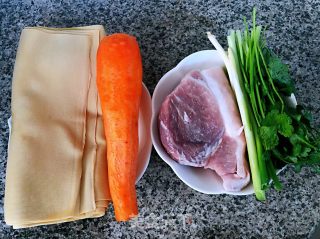 京酱肉丝的做法步骤：1