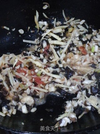 紫贝菌菇面的做法步骤：8