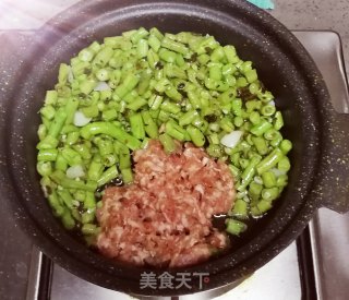 芽菜肉末豇豆的做法步骤：3