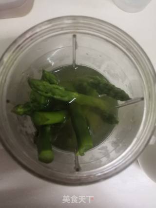 奶油芦笋汤的做法步骤：3