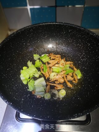 肉丝蛋炒粉的做法步骤：6