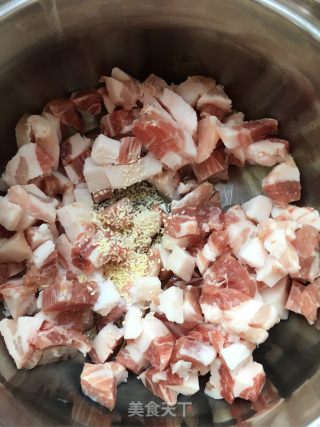 面条菜肉丁包的做法步骤：6