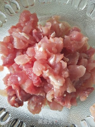 香菇牛肉酱的做法步骤：1