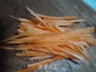 时蔬炒饼的做法步骤：2