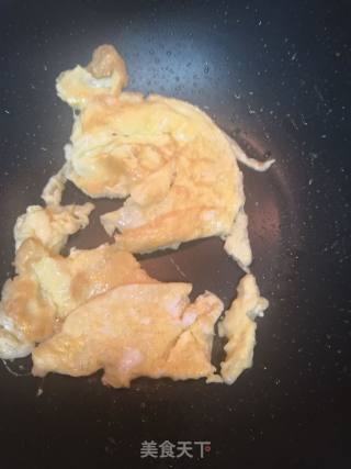 鸡蛋炒芦笋的做法步骤：4