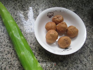 包心肉丸炒莴笋的做法步骤：1