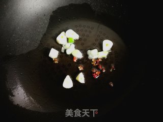 西红柿青椒盖浇面的做法步骤：3