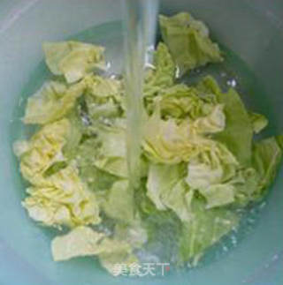 黑木耳烤鸭炒圆白菜的做法步骤：4