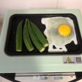 蔬菜三明治的做法步骤：5