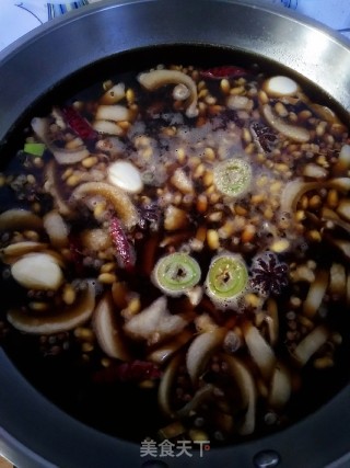 黄豆芽煮肉皮的做法步骤：9