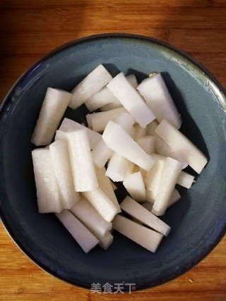 黄豆芽煮肉皮的做法步骤：11