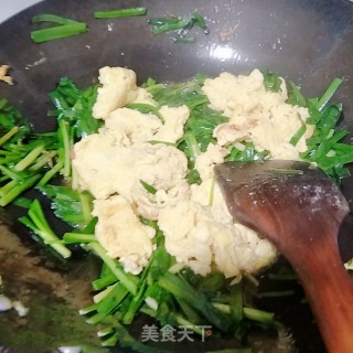 春韭炒鸡蛋的做法步骤：7
