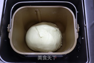 中种法肠仔包的做法步骤：6