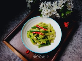 青红椒炒茄条的做法步骤：9