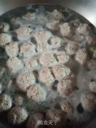 水萝卜肉丸汤的做法步骤：5