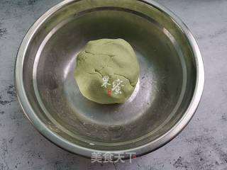 香煎艾草粑粑的做法步骤：1