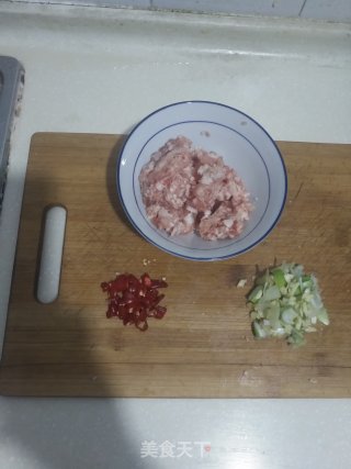 酸豆角肉末的做法步骤：3