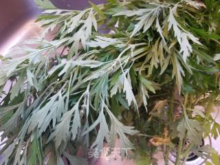 益母草鸡蛋黑糖水的做法步骤：1