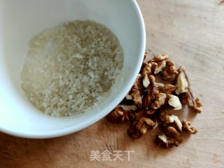 山药核桃米糊的做法步骤：3