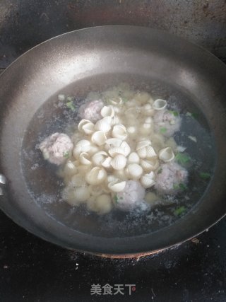 菠菜肉丸猫耳朵的做法步骤：6