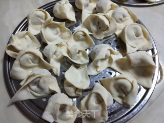 羊肉杂蔬馄饨的做法步骤：2