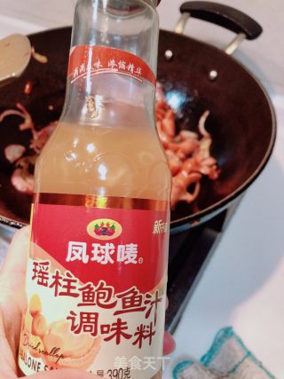 青椒炒脆皮肠的做法步骤：7