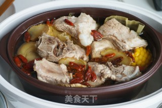 排骨玉米汤的做法步骤：6