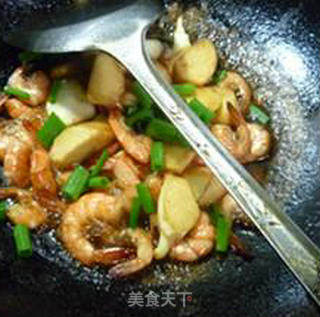 无头虾烧茭白的做法步骤：12