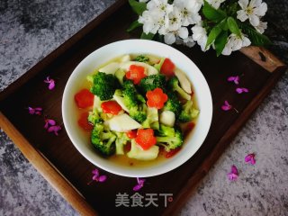 西兰花炒茭白的做法步骤：9