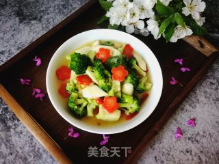 西兰花炒茭白的做法步骤：10