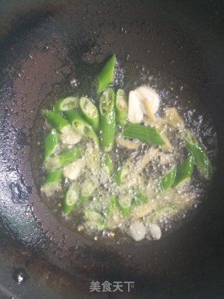 金针菇炒肉片的做法步骤：4