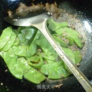 牛肉末炒扁豆的做法步骤：8