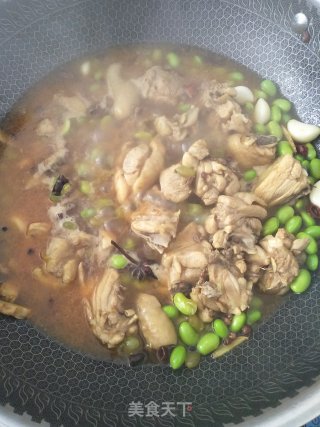 麻辣小鸡炖毛豆的做法步骤：5
