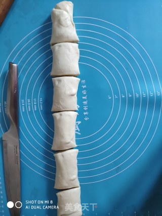 酥饼的做法步骤：7