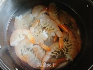 葱油炒大虾的做法步骤：3