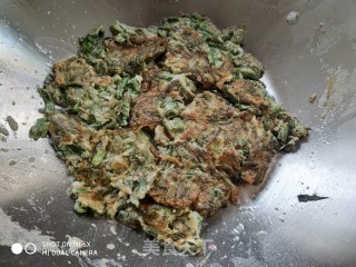 香椿鸡蛋饼的做法步骤：7
