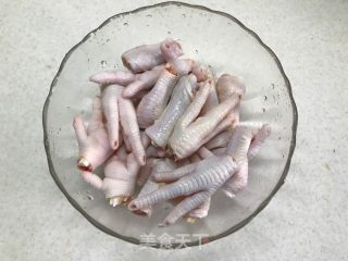 豉汁凤爪的做法步骤：1