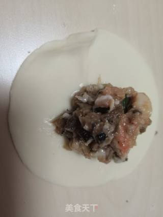 香菇肉末饺子的做法步骤：4