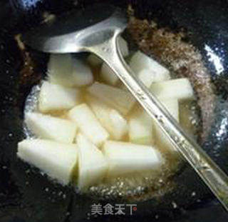酸菜虾仁炒双瓜的做法步骤：10
