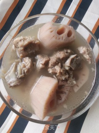 骨头肉藕汤的做法步骤：7