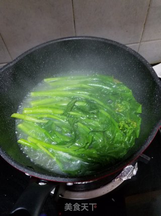 蒜香菜心的做法步骤：4