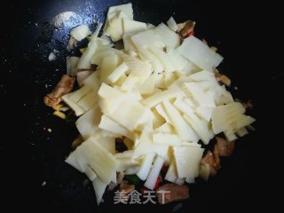 春笋炒肉片的做法步骤：10