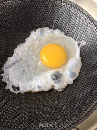 鹅蛋炒茴香的做法步骤：4
