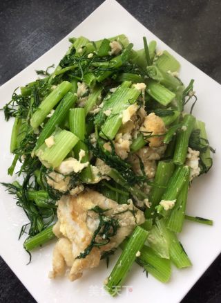 鹅蛋炒茴香的做法步骤：10