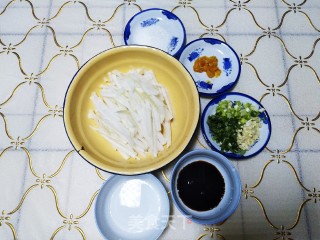 凉拌白萝卜的做法步骤：1