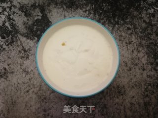 草莓麦片酸奶碗的做法步骤：4