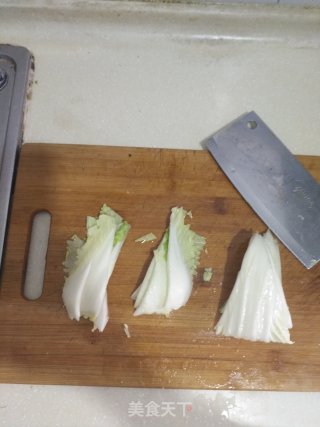 白菜木耳炒五花肉的做法步骤：4