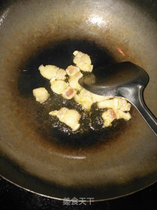 白菜木耳炒五花肉的做法步骤：6